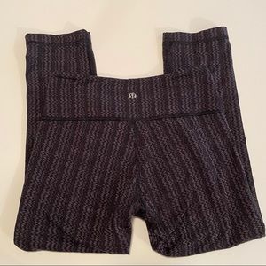 Lululemon Crop in Ziggy Wee 2